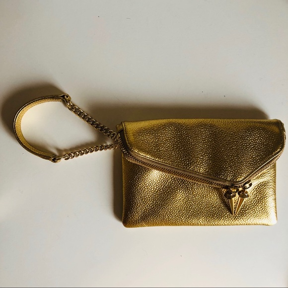 Henri Bendel Debutante Wristlet - Picture 2 of 6